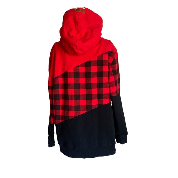 AMPERSAND Singlehood Sweatshirt
Under the Mistletoe size XXL - Picture 8 of 10